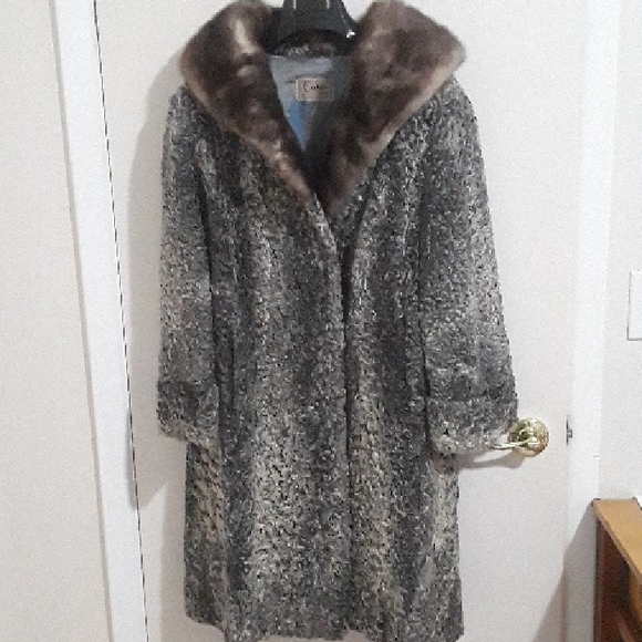 Lush Vintage Real Lamb Fur Coat, Authentic, Excellent Condition, S-M - Picture 5 of 15